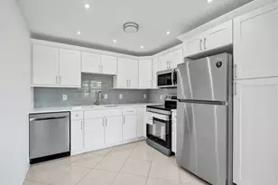 1112 Oakridge, Deerfield Beach, FL 33442 - Photo 3