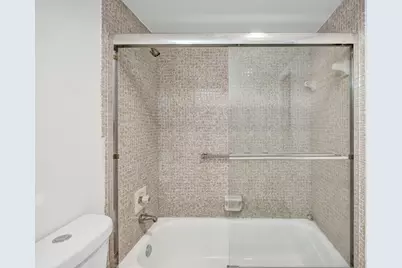 1112 Oakridge #1112, Deerfield Beach, FL 33442 - Photo 17