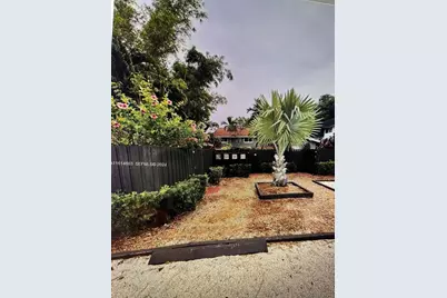 1329 NE 5th Avenue #4, Fort Lauderdale, FL 33304 - Photo 11