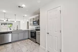 766 SE Academy Ln, Port Saint Lucie, FL 34984 - Photo 17