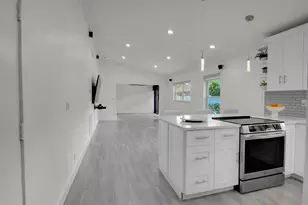 8182 Springtree Rd, Boca Raton, FL 33496 - Photo 11