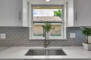 8182 Springtree Rd, Boca Raton, FL 33496 - Photo 7
