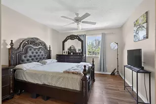 800 S Crestwood Ct Ct S, Royal Palm Beach, FL 33411 - Photo 9