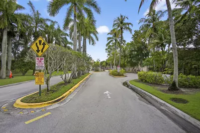 800 S Crestwood Ct Court S #809, Royal Palm Beach, FL 33411 - Photo 45