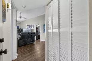 800 S Crestwood Ct Ct S, Royal Palm Beach, FL 33411 - Photo 7