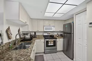 800 S Crestwood Ct Ct S, Royal Palm Beach, FL 33411 - Photo 19