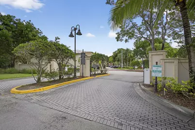 800 S Crestwood Ct Court S #809, Royal Palm Beach, FL 33411 - Photo 43