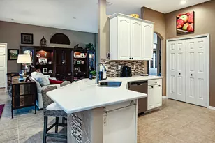 370 East Temple Ct SW, Vero Beach, FL 32968 - Photo 9
