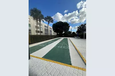 3138 Via Poinciana #317, Lake Worth, FL 33480 - Photo 17