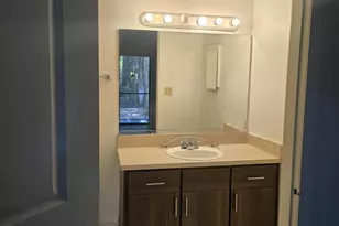 2445 SW 18th Terrace, Fort Lauderdale, FL 33315 - Photo 7