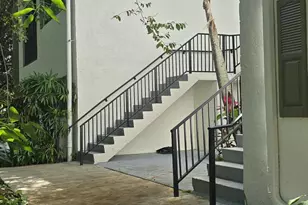 2445 SW 18th Terrace, Fort Lauderdale, FL 33315 - Photo 17