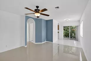 10690 NW 2nd Cir, Pembroke Pines, FL 33026 - Photo 9