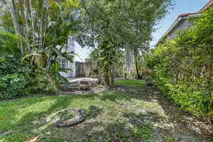 10690 NW 2nd Cir, Pembroke Pines, FL 33026 - Photo 39
