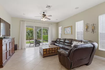 946 Mill Creek Drive, Palm Beach Gardens, FL 33410 - Photo 13