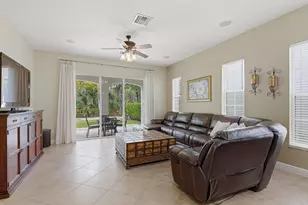 946 Mill Creek Dr, Palm Beach Gardens, FL 33410 - Photo 13