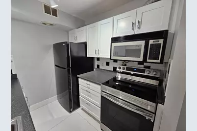 2148 Sherwood Forest Boulevard #4, West Palm Beach, FL 33415 - Photo 7
