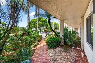 6655 Kensington Ln, Delray Beach, FL 33446 - Photo 3