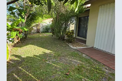 2835 Sand Pines Court, Lake Worth, FL 33462 - Photo 23