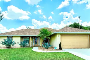 127 NW Avens St, Port Saint Lucie, FL 34983 - Photo 1