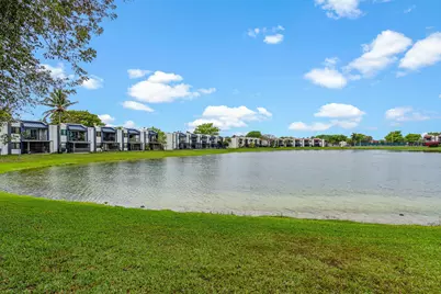 510 W Park Drive #104-3, Miami, FL 33172 - Photo 29