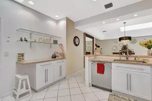 12610 Crystal Pointe Dr, Boynton Beach, FL 33437 - Photo 19