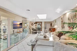 12610 Crystal Pointe Dr, Boynton Beach, FL 33437 - Photo 7