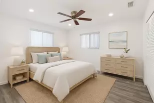 837 NW 41st St, Oakland Park, FL 33309 - Photo 9