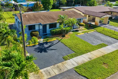 837 NW 41st Street #A-b, Oakland Park, FL 33309 - Photo 1