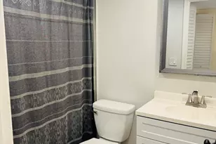 1300 SW 125th Ave, Pembroke Pines, FL 33027 - Photo 5