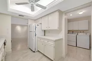 428 Pine Villa Dr, Atlantis, FL 33462 - Photo 17