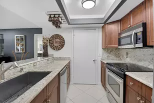 20289 Boca W Dr, Boca Raton, FL 33434 - Photo 3