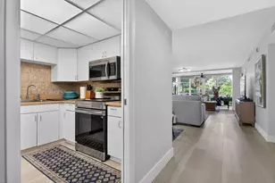 500 Oaks Ln, Pompano Beach, FL 33069 - Photo 7