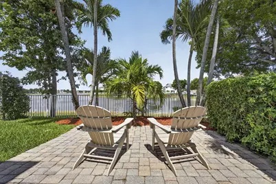 214 Berenger Walk, Royal Palm Beach, FL 33414 - Photo 5