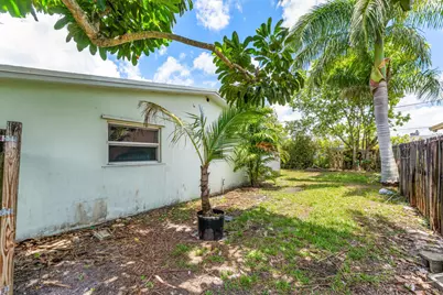 8961 Sunset Strip, Sunrise, FL 33322 - Photo 3