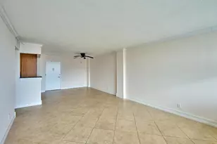305 N Pompano Beach Blvd, Pompano Beach, FL 33062 - Photo 5