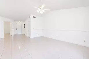 3283 Jog Park Dr, Greenacres, FL 33467 - Photo 5