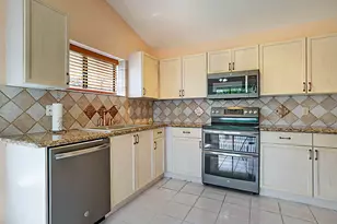3283 Jog Park Dr, Greenacres, FL 33467 - Photo 7