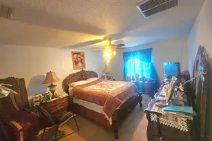 589 NW Fairfax Ave, Port Saint Lucie, FL 34983 - Photo 23