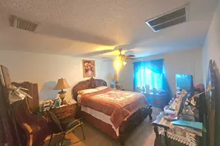 589 NW Fairfax Ave, Port Saint Lucie, FL 34983 - Photo 21