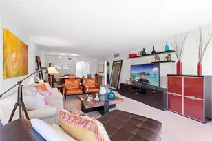4240 Oaks Terrace, Pompano Beach, FL 33069 - Photo 3