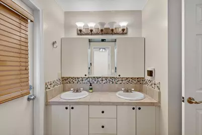 235 NW 91st Avenue, Coral Springs, FL 33071 - Photo 29