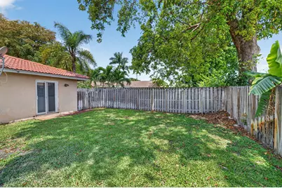 235 NW 91st Avenue, Coral Springs, FL 33071 - Photo 43