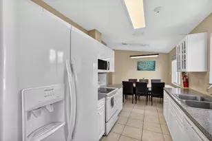 301 SW 16th St, Fort Lauderdale, FL 33315 - Photo 21
