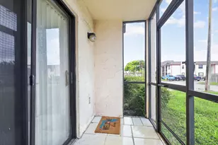 20805 NE 8th Ct, Miami, FL 33179 - Photo 19