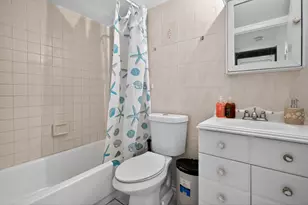 20805 NE 8th Ct, Miami, FL 33179 - Photo 17
