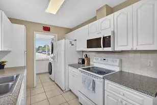 305 SW 16th St, Fort Lauderdale, FL 33315 - Photo 17