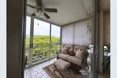 3930 Oaks Clubhouse Drive #506, Pompano Beach, FL 33069 - Photo 13