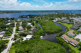 304 SW Indian Groves Dr, Stuart, FL 34994 - Photo 73