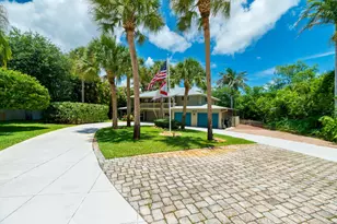 304 SW Indian Groves Dr, Stuart, FL 34994 - Photo 3