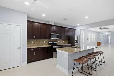 161 SE Via Visconti, Port Saint Lucie, FL 34952 - Photo 11